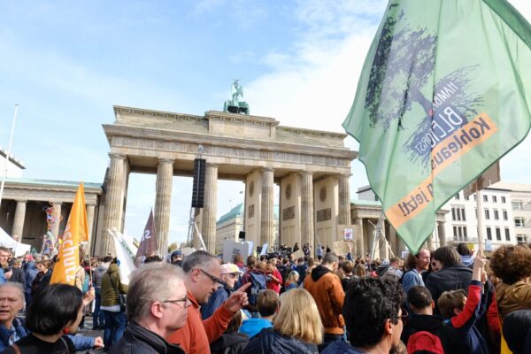 According to reports, around 270,000 people joined the climate strike in Berlin on 20 Sept 2019.