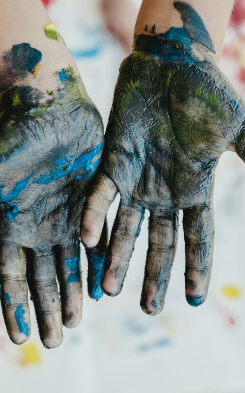 How do socioeconomic barriers inform limits to adaptation?