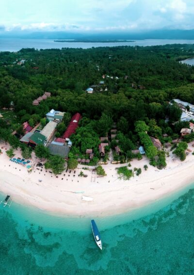 Committed sea level rise under the Paris Agreement and the legacy of delayed mitigation action