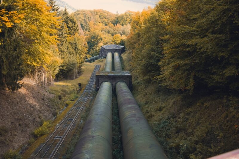 Gas pipelines in Edersee Germany. Photo by Quinten de Graaf on Unsplash